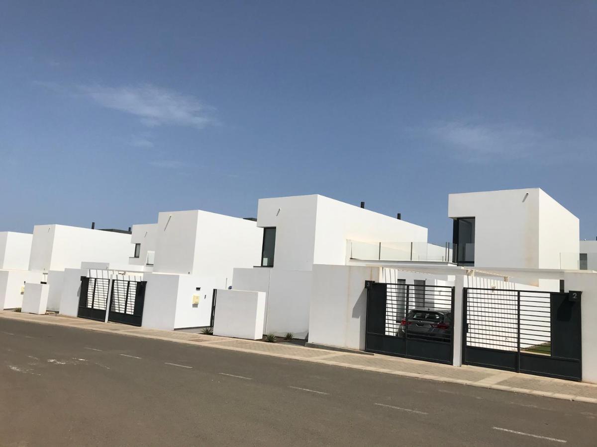 Villa Casa Soleada La Oliva Exterior foto